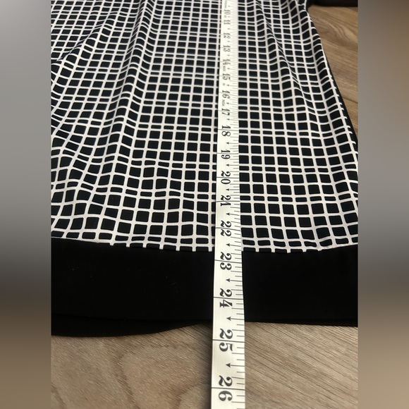 Van Heusen Black White Grid Print Raglan Sleeve Top Medium - Picture 6 of 6